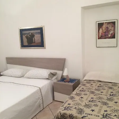 Reggia Nonni *