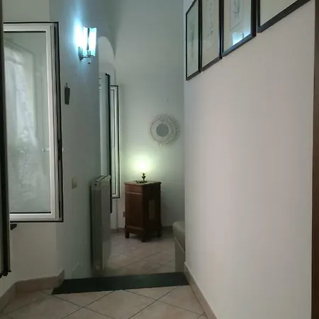 Reggia Nonni Apartman *