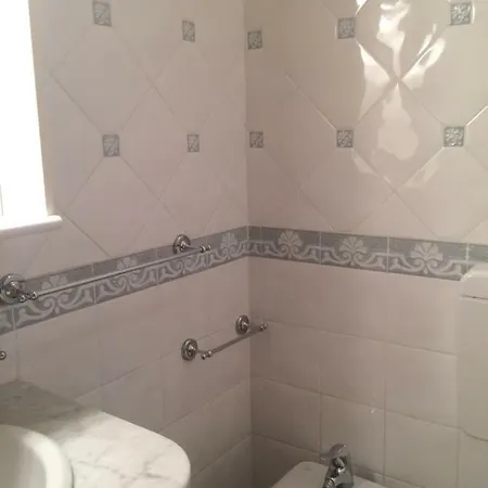 Reggia Nonni Apartman *