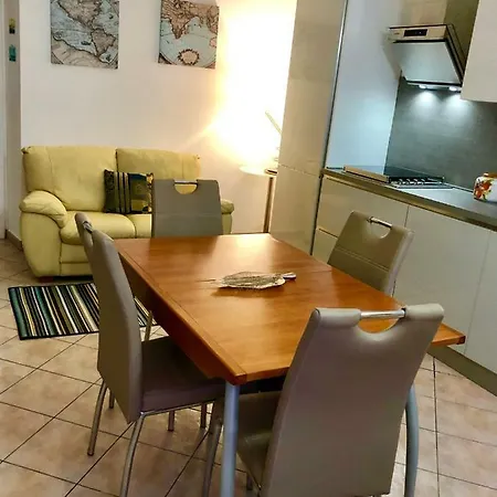 Reggia Nonni Apartman *